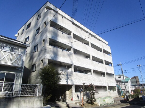 ロイヤルメゾン高森の物件外観写真